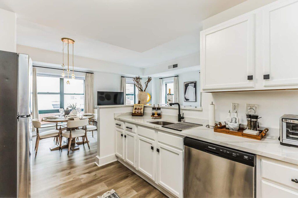 d3502e38 192f 4801 97e9 ee7d8b31bba4