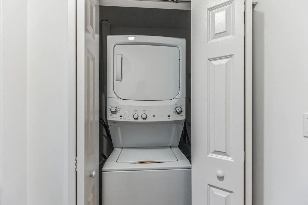 e04ab4c6 a492 42b7 8e22 3257c87c4b98